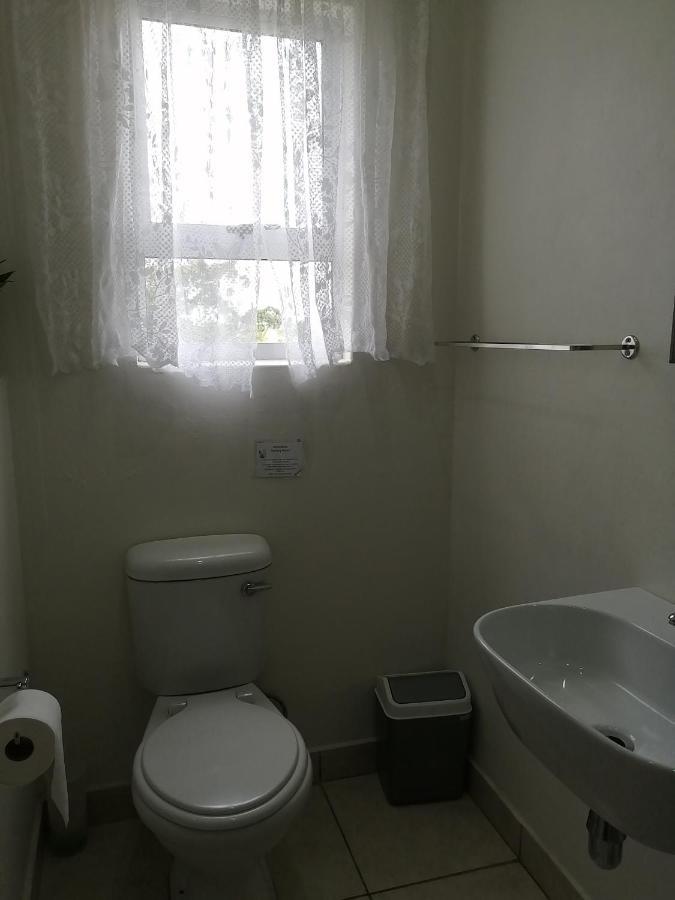 Serendipity Country House Amanzimtoti Bagian luar foto