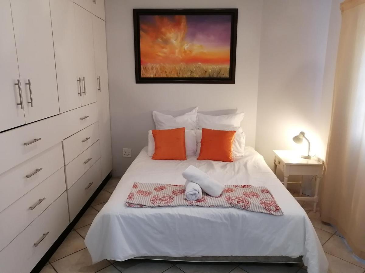 Serendipity Country House Amanzimtoti Bagian luar foto